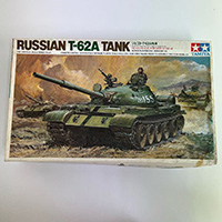 タミヤ ソビエト T-62A戦車 RC 1_35 プラモデル